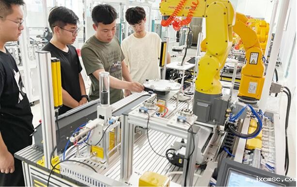 自动化技术与应用.jpg 自动化技术与应用.jpg